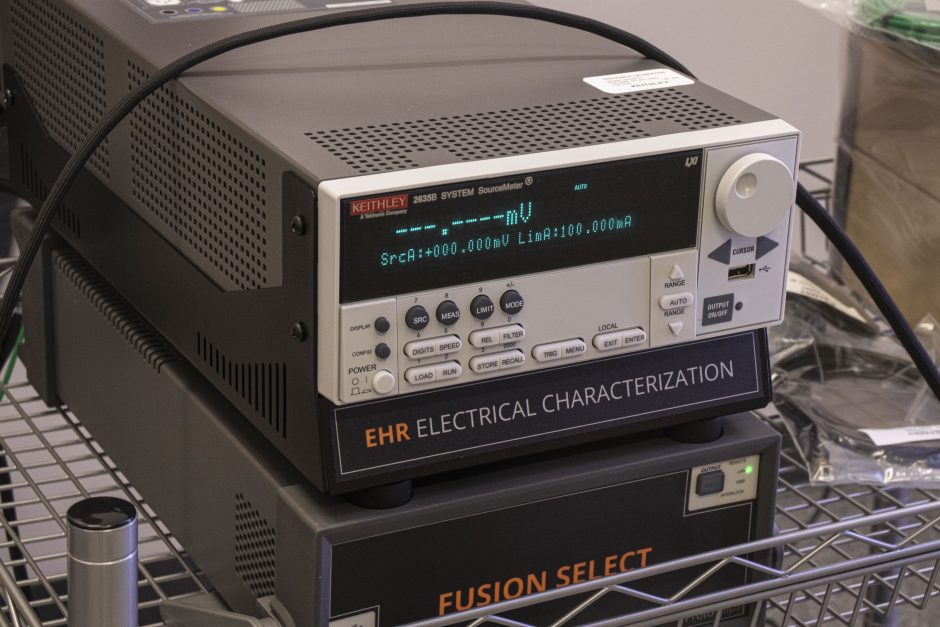 Equipment in a lab